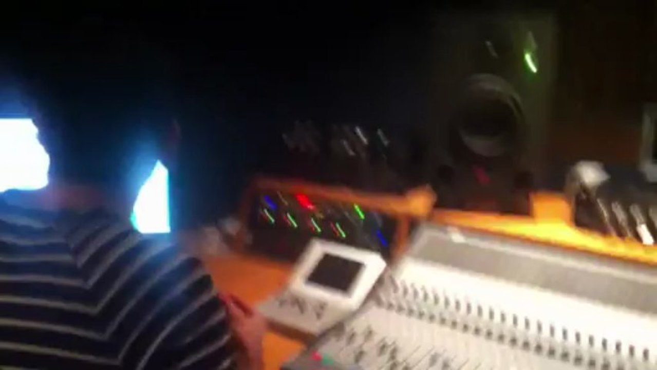 Studio MrYaZ
