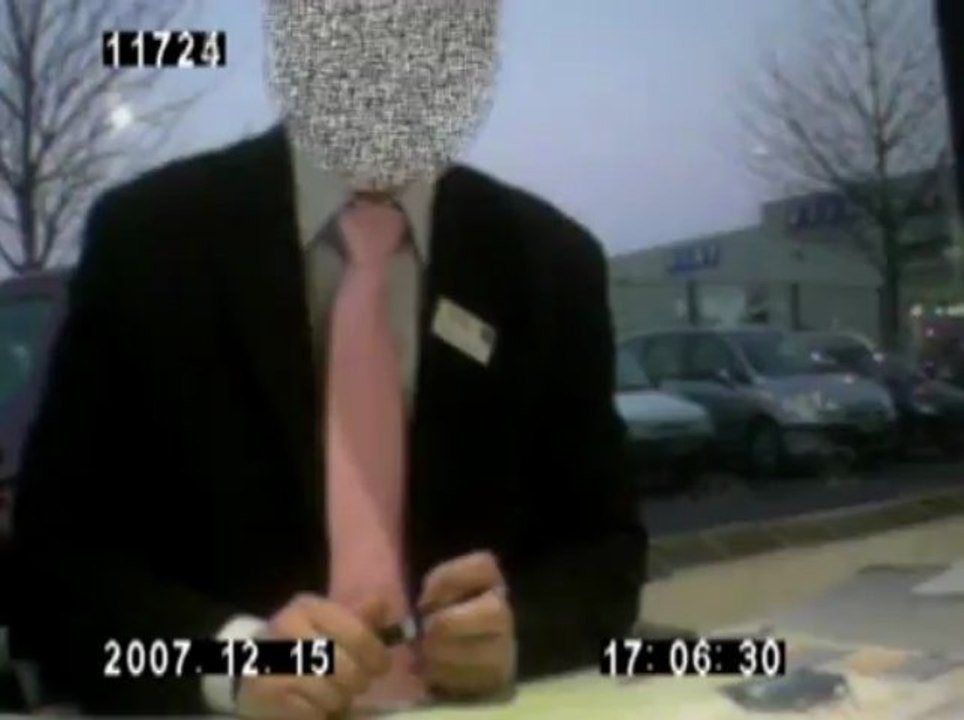 Clio Estate vue par les vendeurs Peugeot