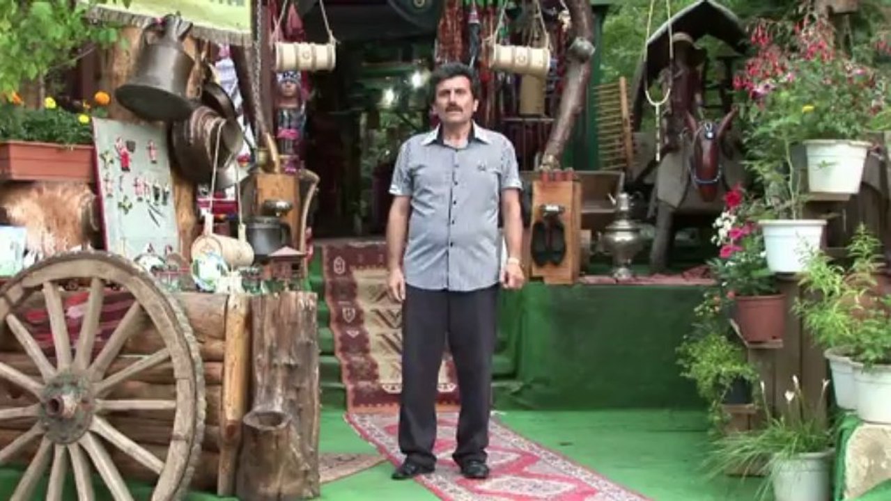 ALMANYALI HASAN = BEN BU ŞEHİRDE : 2013