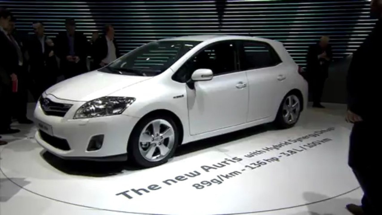 Toyota Auris HSD - En direct du salon de Genève 2010