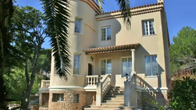 Location saisonnière au Cap d' Antibes - Villa 5 chambres - proche plage - piscine