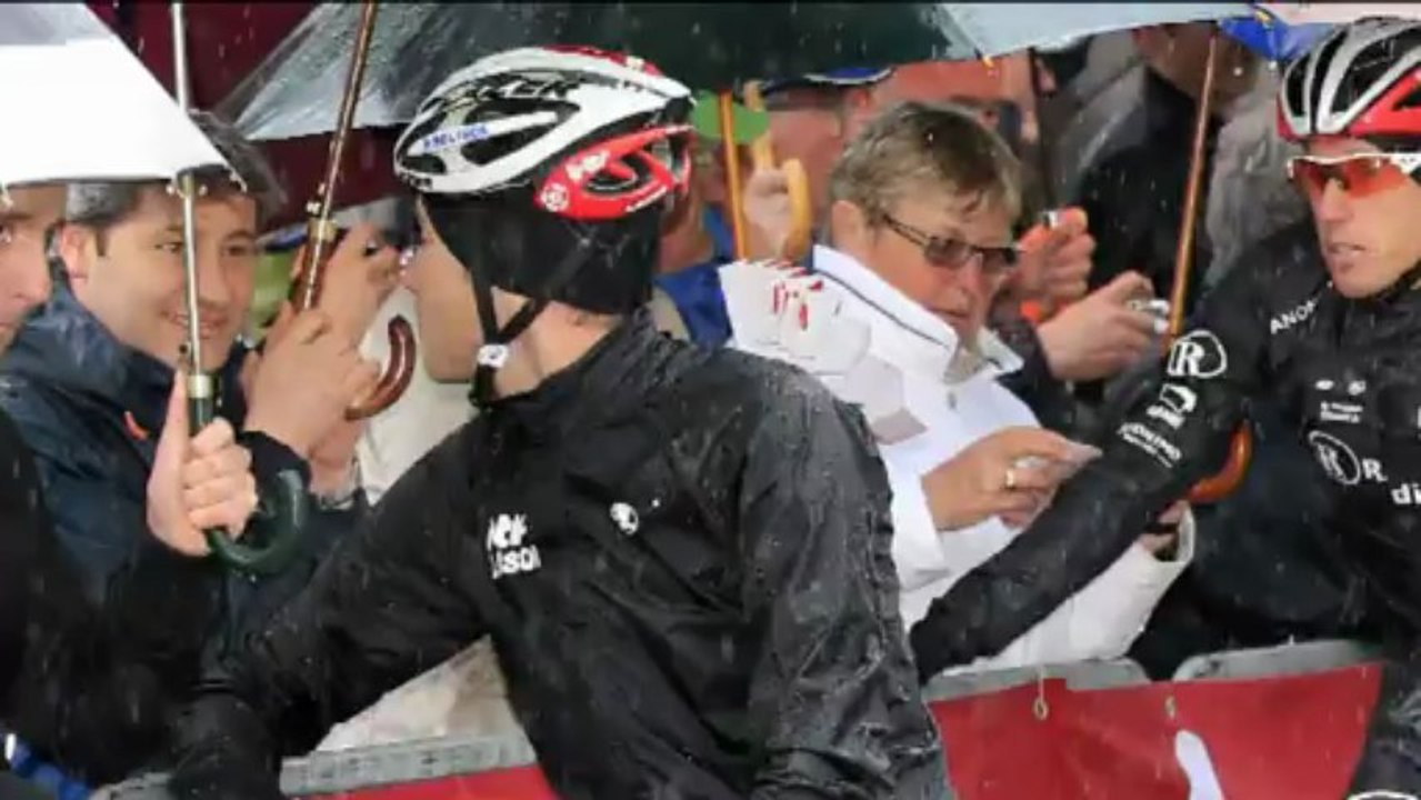 Wiggins withdraws from Giro