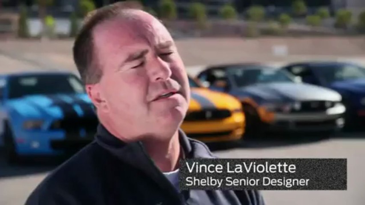 Shelby GT 500, le visage de SVT avec Carroll Shelby