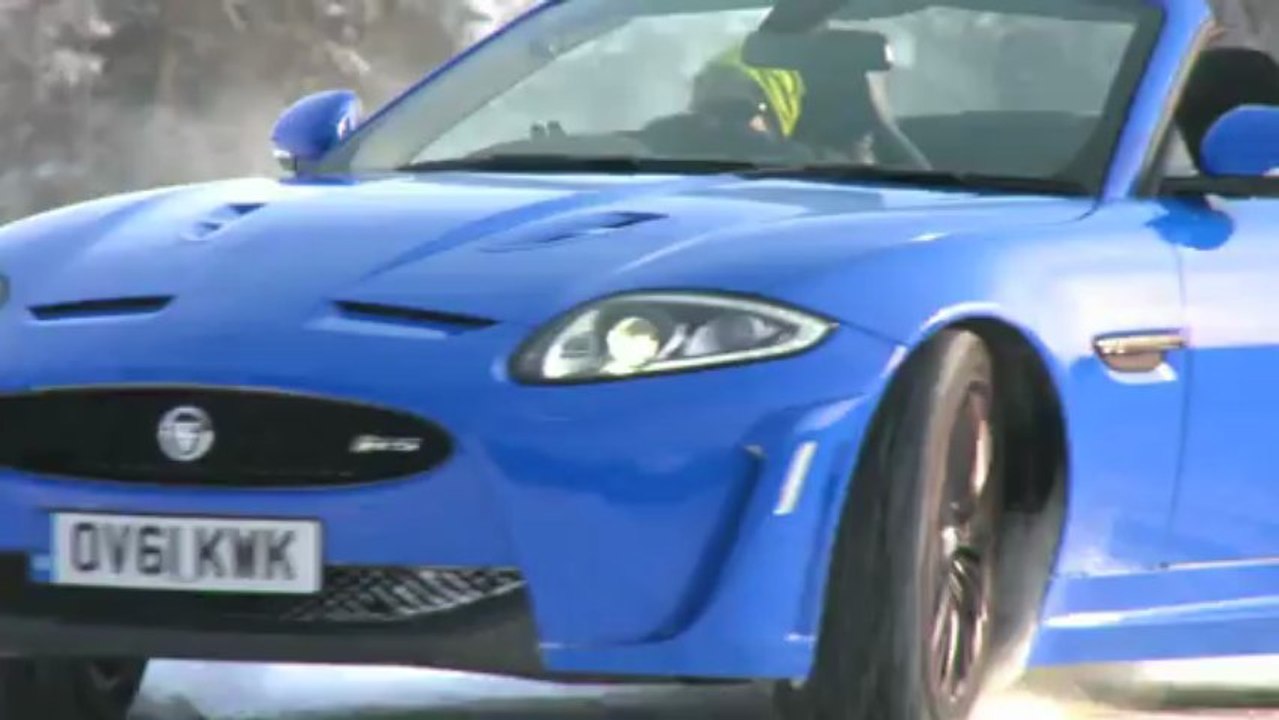 Jaguar XKR-S Cabriolet sur glace