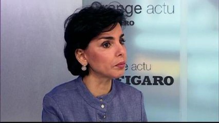 Dati : " Hollande enterre la loi sur le droit de vote des étrangers "