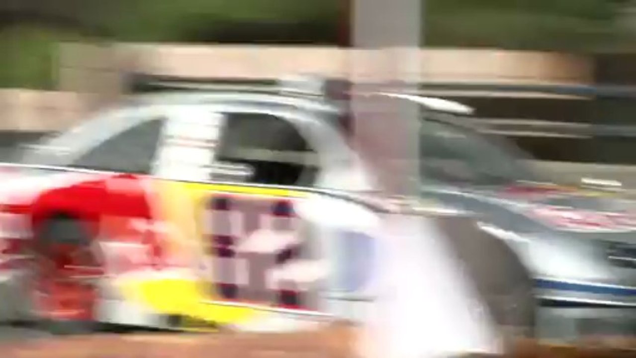 NASCAR - Scott Speed chauffeur de taxi à Chicago