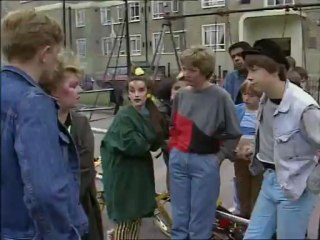 The Bill - S01E04 - Clutching At Straws