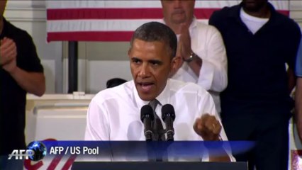 Visé par les scandales, Obama préfère parler économie