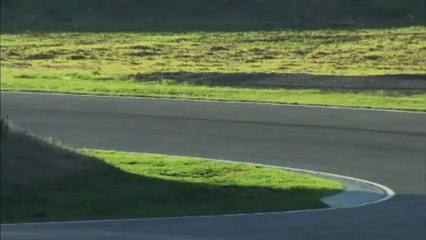 Download Video: Une BMW Série 1M Coupé et une M3 E30 sur circuit