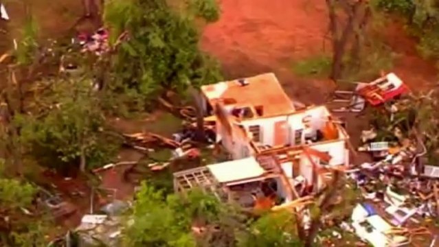 Tornados azotan Estados Unidos