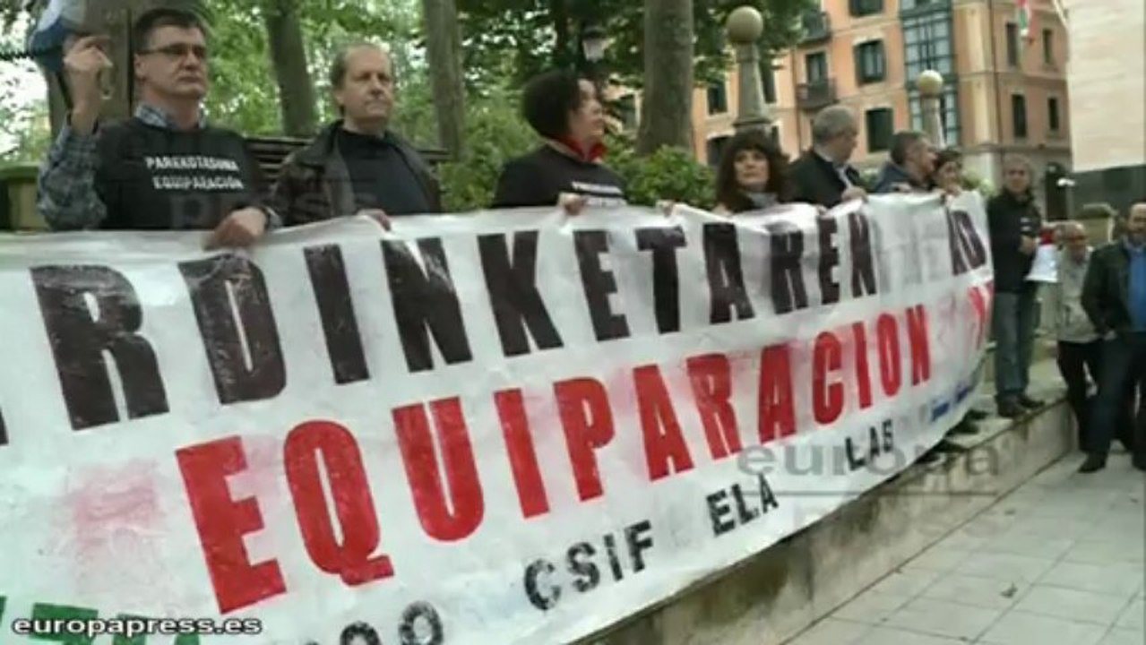 Piden equiparación con funcionarios del GV