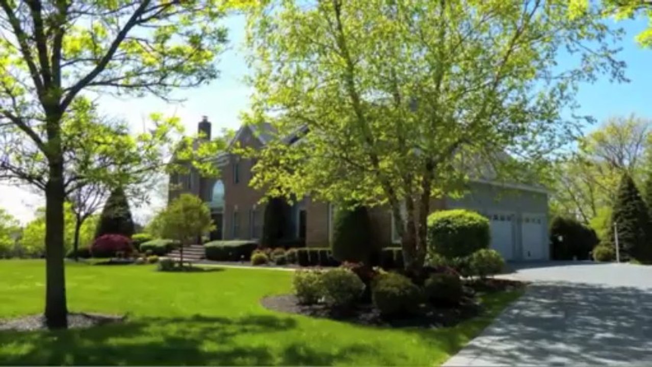 21 Bayshore Drive, Newtown, PA
