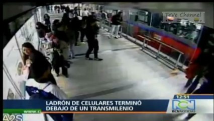 Il vole un portable et passe sous un tramway_ robber vs tramway