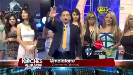 Alan Pulido en llamada en las Noches del Fútbol