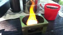 ＬＯＧＯＳ製コンロに市販の固形燃料を使う /  LOGOS made pocket tablet stove set