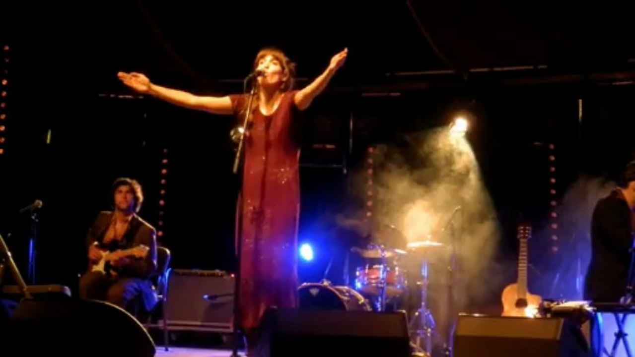JUR AU "MAGIC MIRRORS" -- FESTIVAL ALORS... CHANTE DE MONTAUBAN LE 8 MAI 2013
