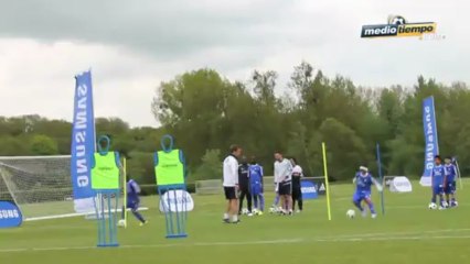 Niños mexicanos entrenan con jugadores del Chelsea