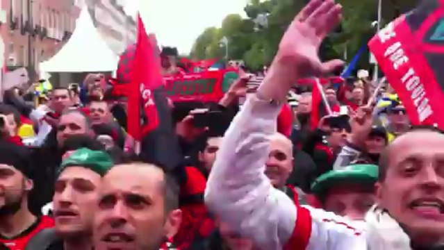 Le pilou-pilou clamé par Cédric et repris par des centaines de Toulonnais avant la finale de H Cup