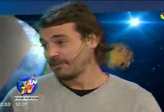 Pedro en Plan Tv 2 (hablando de Paula-VDL e imágenes de su historia) - 18 de Mayo