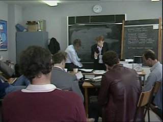 The Bill - S01E11- Death Of A Cracksman