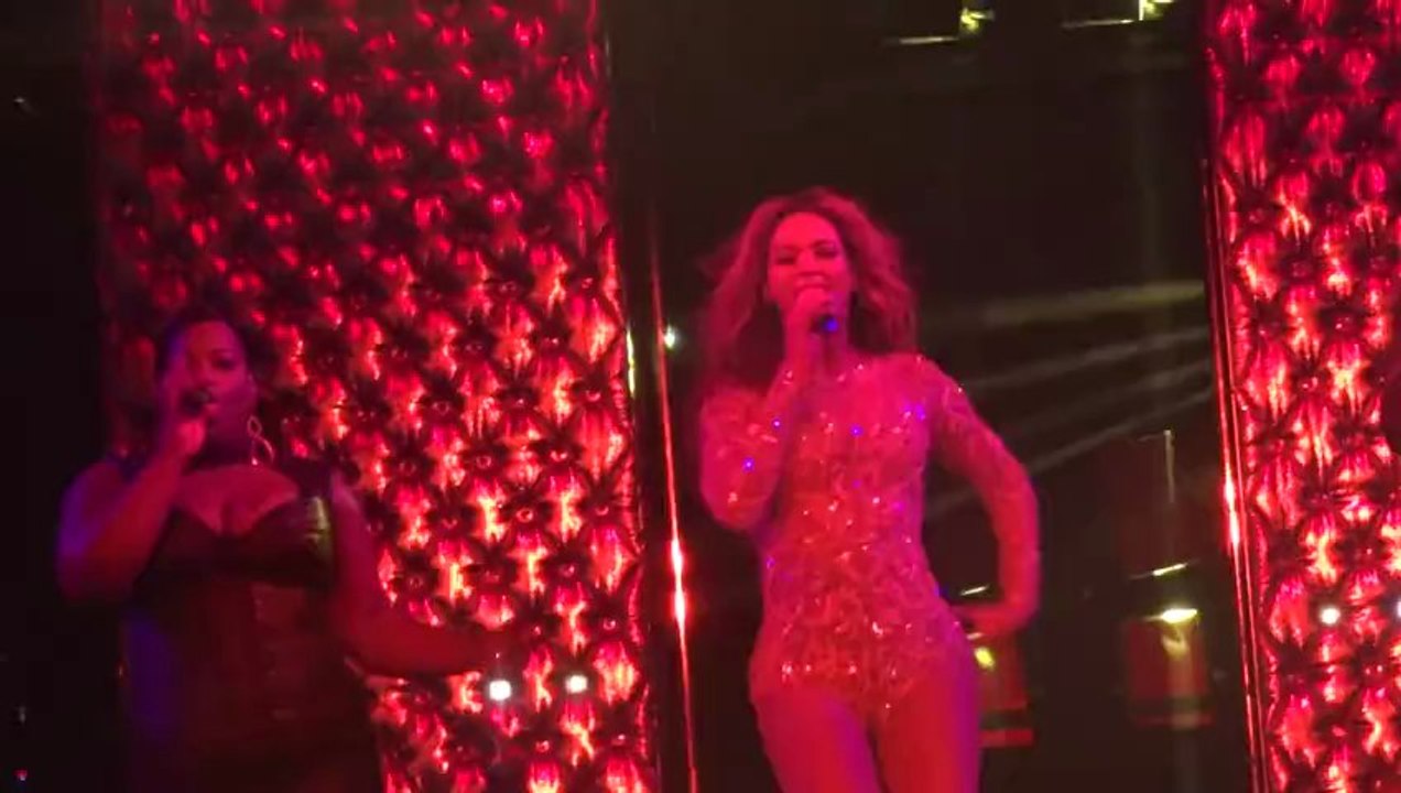 Beyoncé - Naughty Girl @ Sportpaleis, Antwerp)