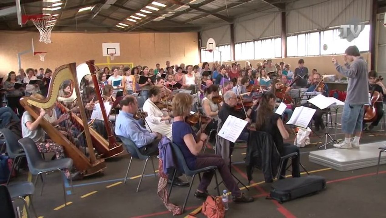 Répétition du concert Dogora avec les chorales Antiboises.
