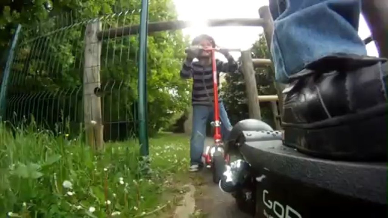 Trotinette électrique AERO 800w et RAZOR E100