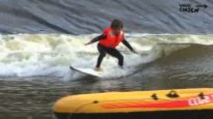 Wavegarden für jung und alt