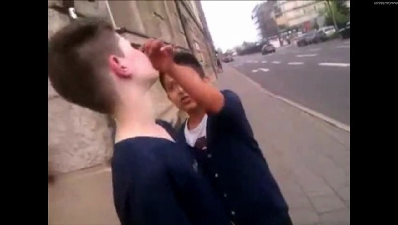 Nur ein Deutscher Junge ! Nein ein halber Rumäne halber Amerikaner