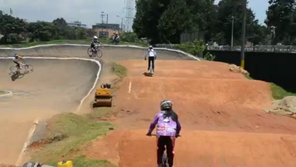www.bmxinternationalteam.com  Living Colombian bmx