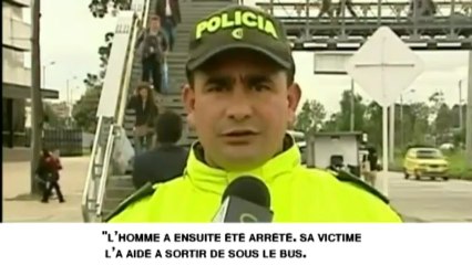 Un voleur de portable percuté par un bus dans sa fuite, en Colombie