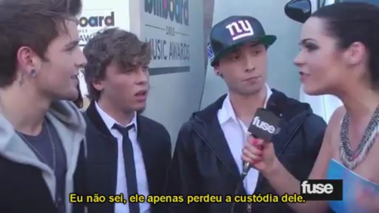 Emblem 3 para Justin Bieber: Consiga seu macaco de volta.