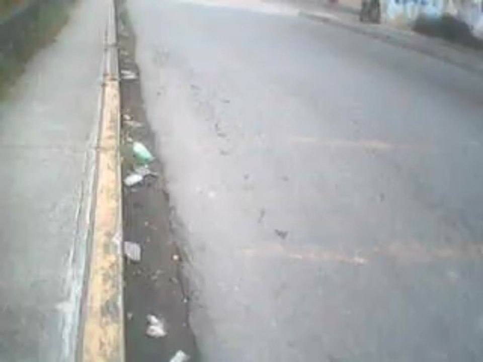 MOV_falla  av Sta Teresa a pocos metros de la plaza Miranda