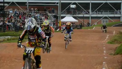 www.bmxinternationalteam.com  Living Colombian bmx