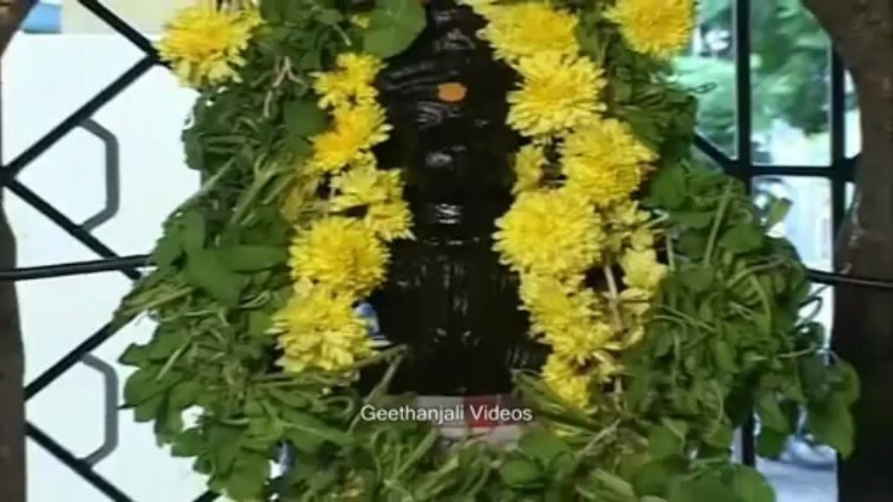 Gayatri Mantra on Sri Hanuman - Gateway to Achievement & Happiness
