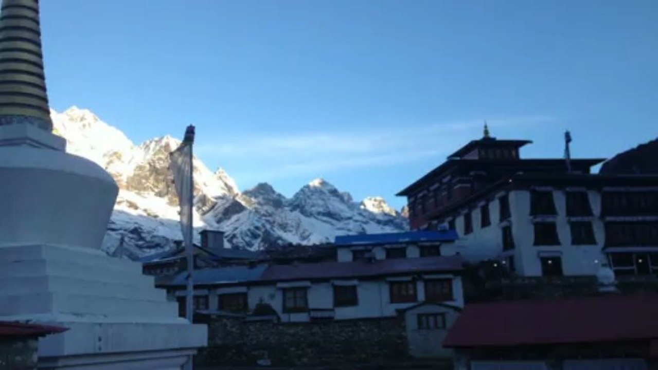 Everest base camp hiking