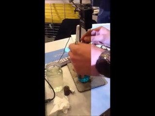 Amortisseurs et vibrations.