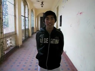 Agustín Ordoñez saluda en español a us pares de Alemaña