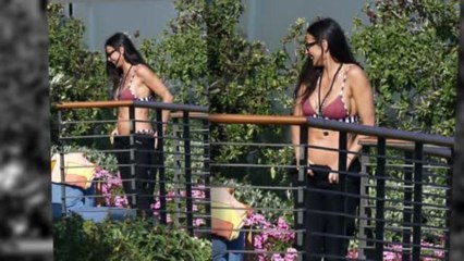 Demi Moore a Rocks Bikini at Harry Morton's Family House