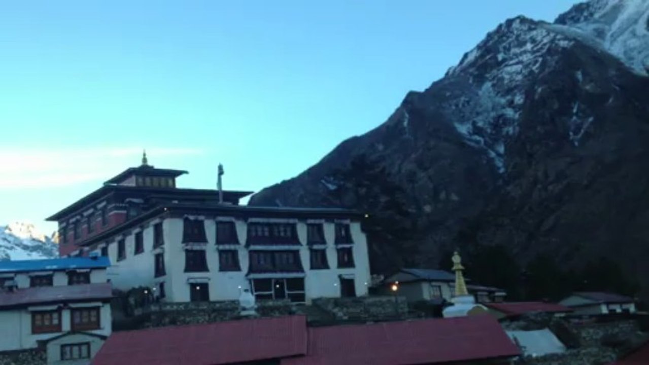 Everest base camp hiking