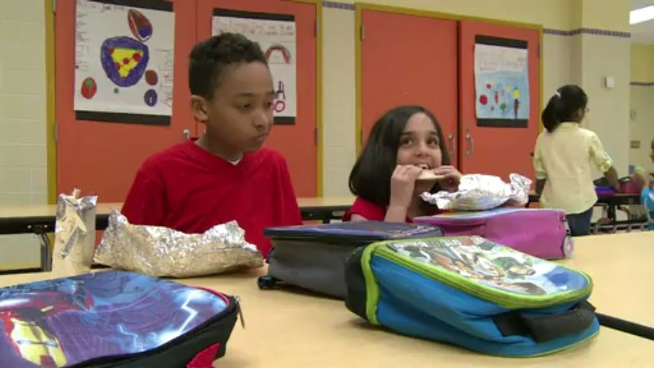 First US vegetarian school popular with students