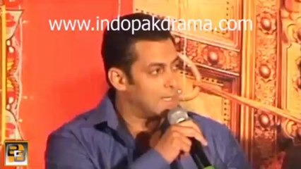 Clip - Salman_Khan_comforts_Sanjay_Dutt_s_daughter_Trishala - Segment1(00_00_00.000-00_00_57.000)
