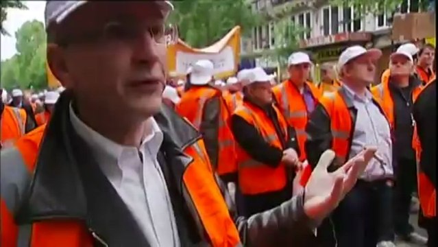 Les buralistes protestent contre la contrebande de tabac à Barbès