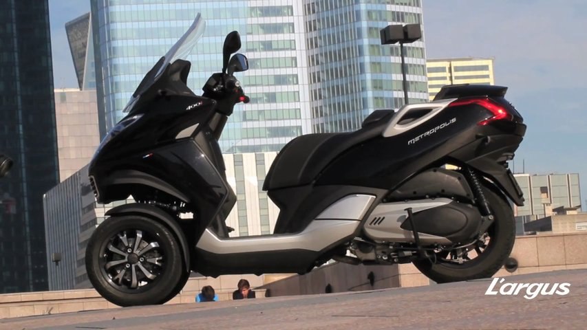 Essai Peugeot Metropolis 400 cm3  - 2013