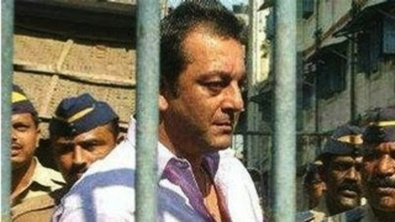 Sanjay Dutt SHIFTED to Yerwada Jail in Pune