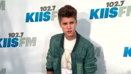Justin Bieber peut vous poursuivre pour 5 millions de dollars si vous faites la fête avec lui et en parlez