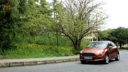 Otopark.Com | Ford Fiesta 1.6i Titanium (2013)