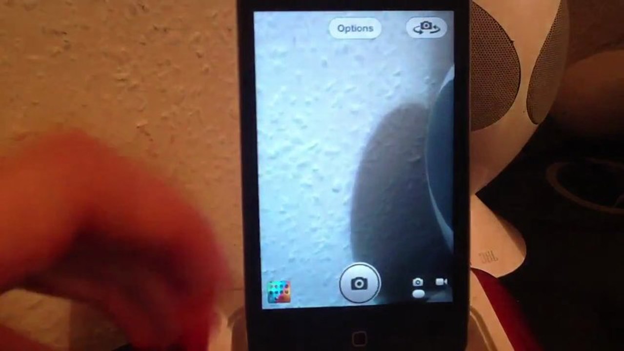 avoir le design de l'app caméra de  l'iPhone 5 sur l'iphone 4/4s et iPod touch 4g