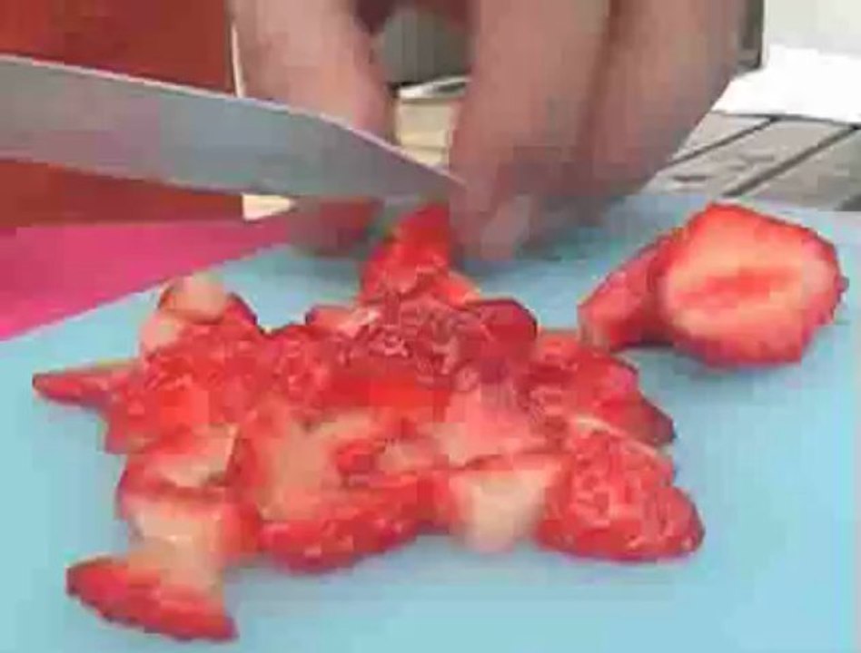 Minestrone pêche-fraise, verveine et vanille