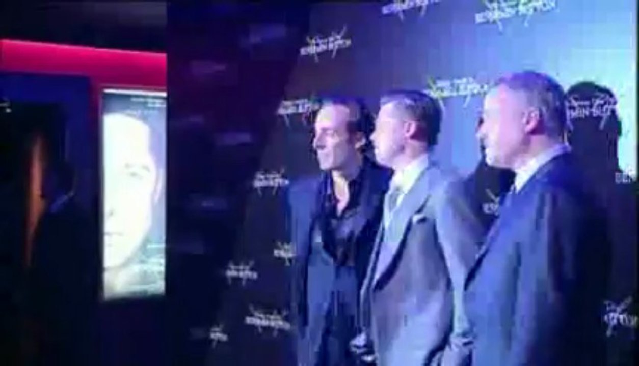 Brad Pitt en vidéo à l'avant-première parisienne du film "L'étrange Histoire de Benjamin Button"